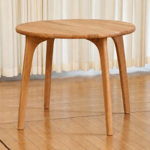 Eabha Round Table