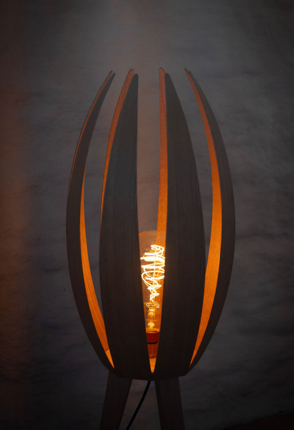 INEO Floor Lamp